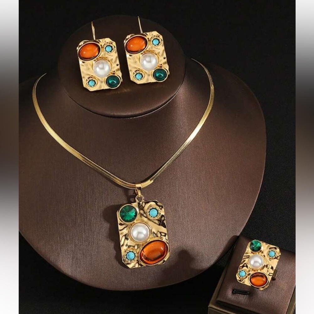 ✨ Gold Multi-Gem Statement Jewelry Set – Necklace, Earrings & Ring ✨